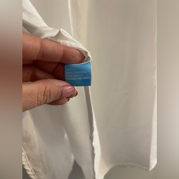 J.McLaughlin Women's White Alondra Blouse 100% Lyocell Size Large - Picture 4 of 6